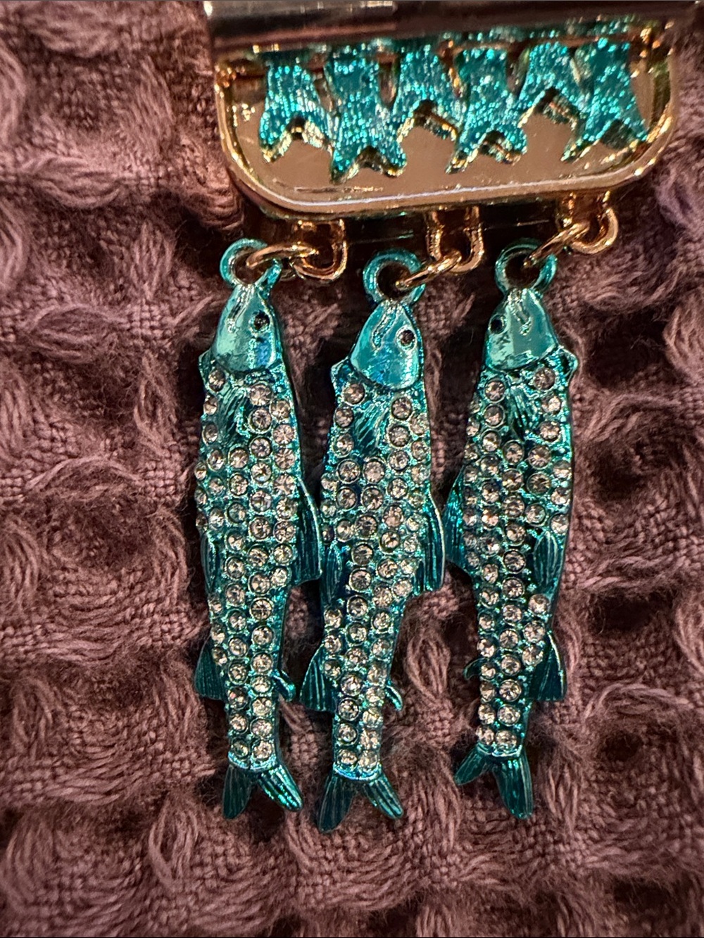 Betsey Johnson Red & Teal Sardine Can Tassel Necklace - Picture 6 of 8